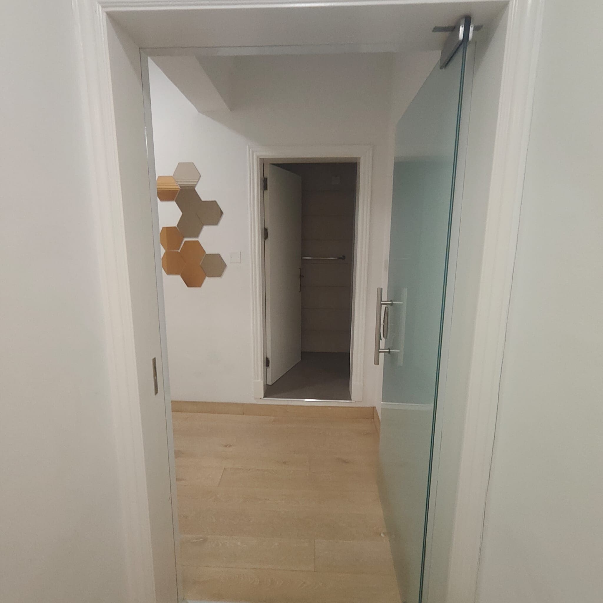 Office in St Julians - thumbnail 3