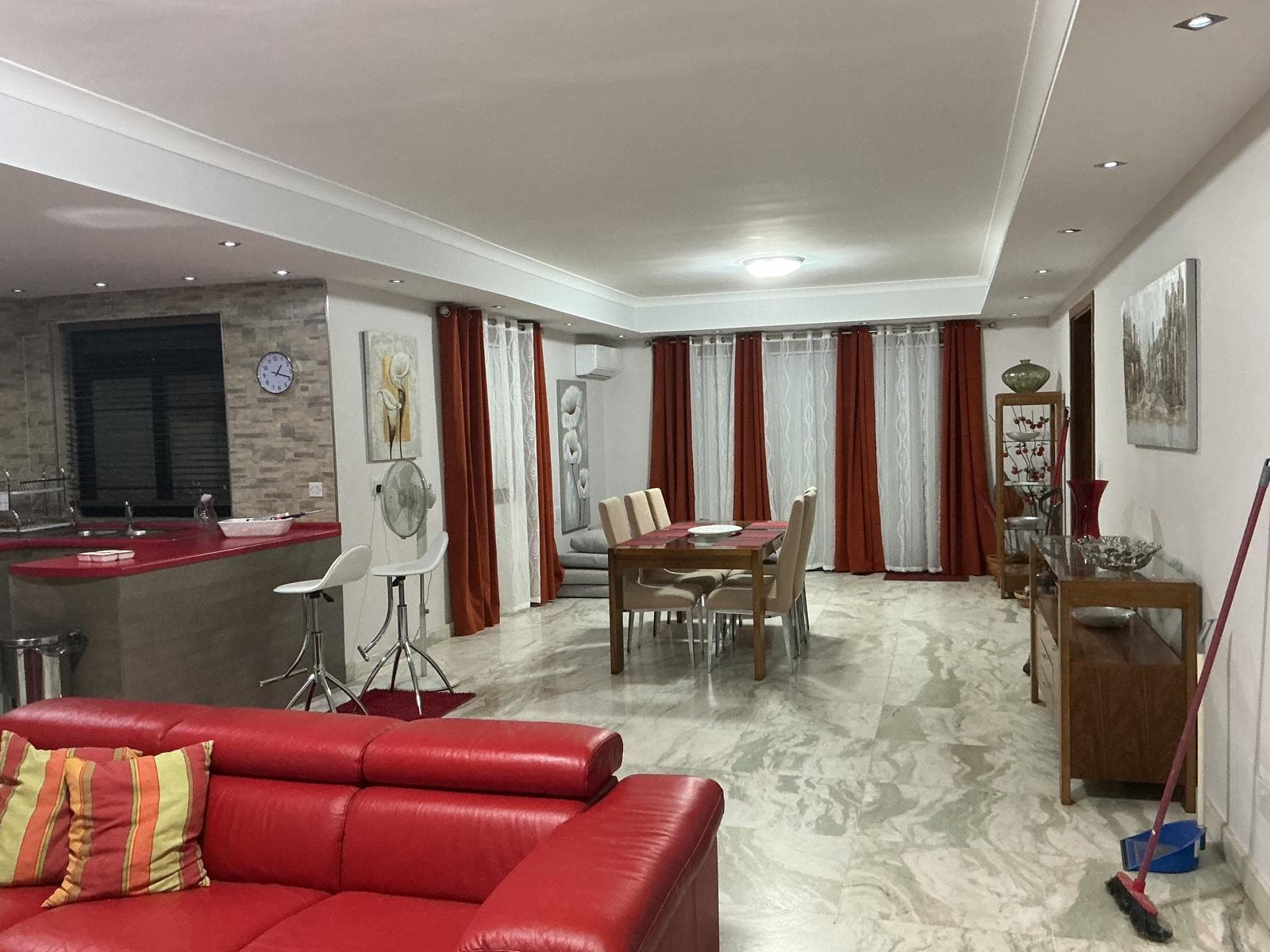 Three Bedroom Penthouse with Large Terraces in Marsaskala - thumbnail 2