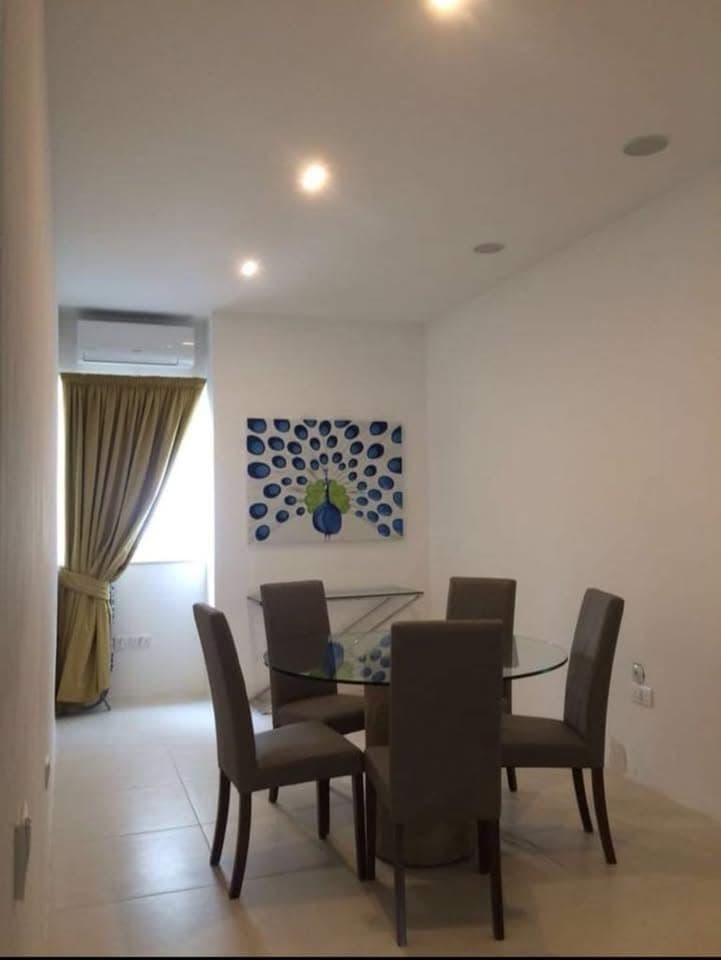 Apartment in St. Julians - thumbnail 2