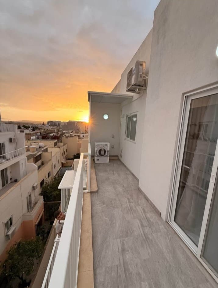 Penthouse in San Gwann - thumbnail 4