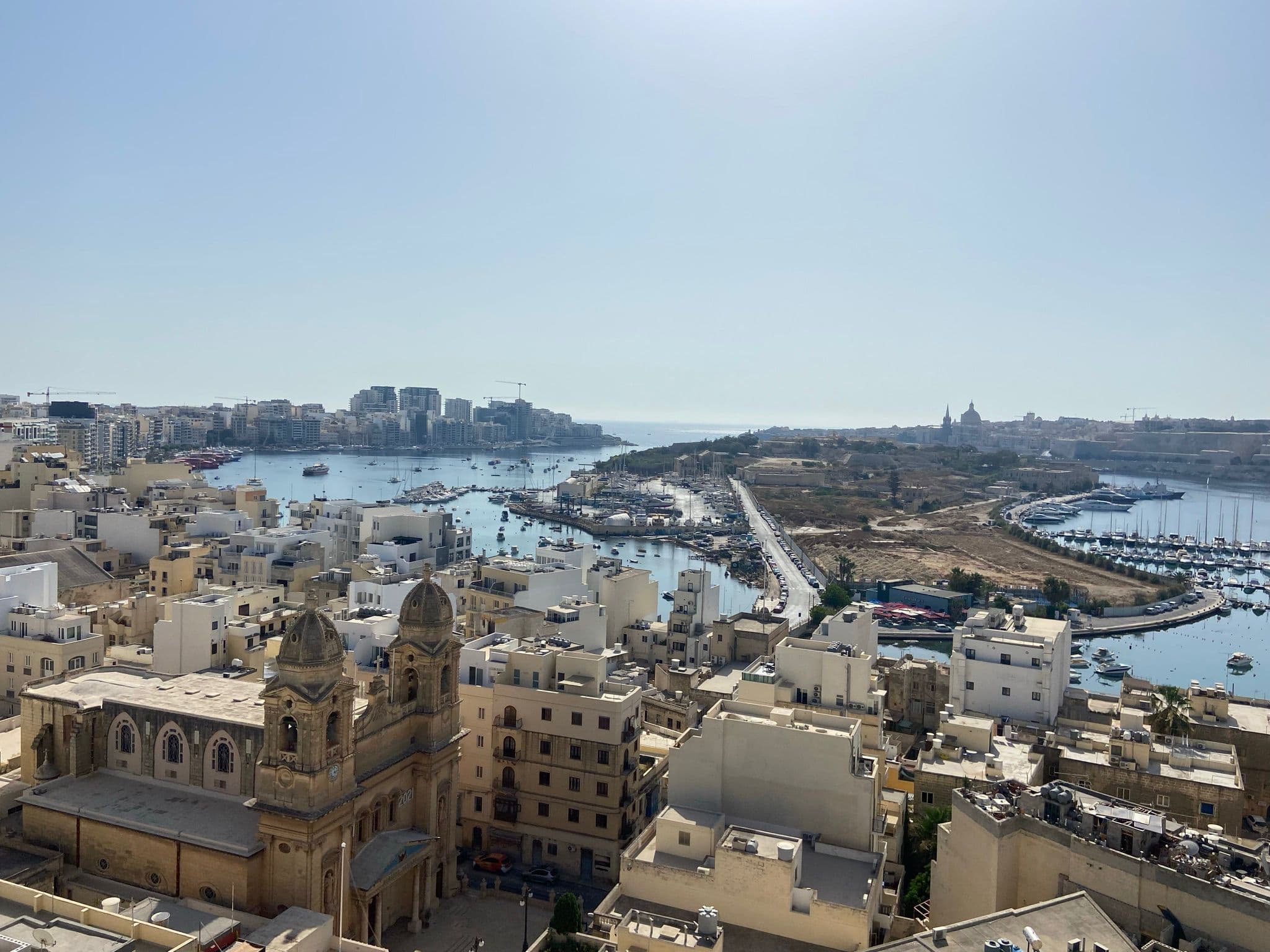 Apartment in Gzira - Photo 1 of 24