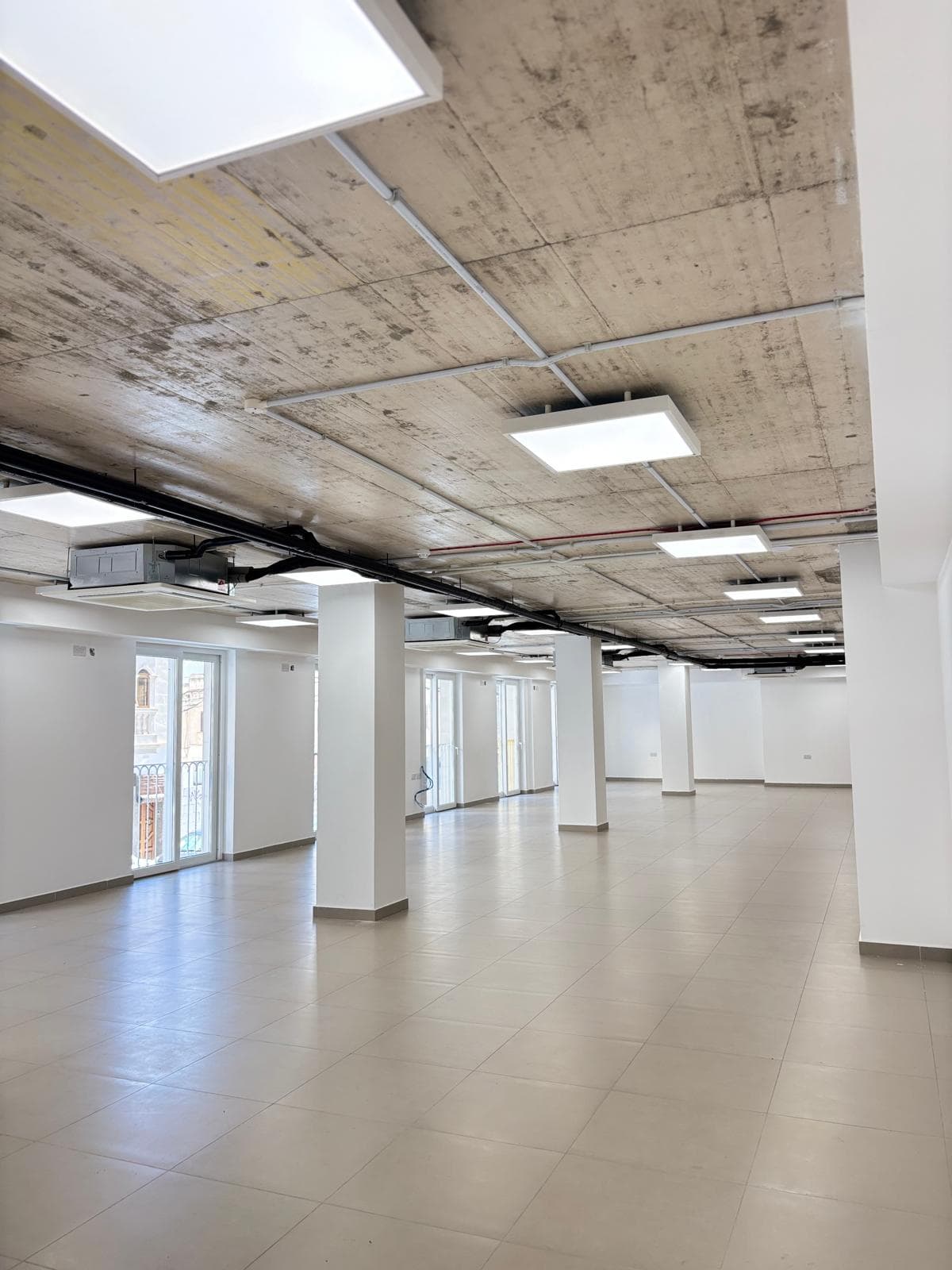 Office in Gzira - thumbnail 3