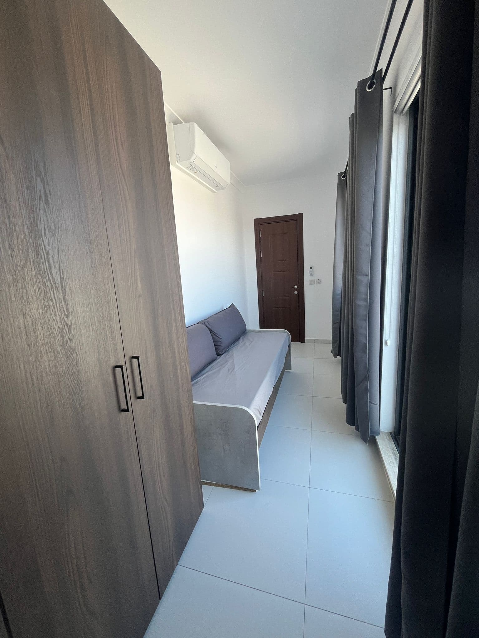 Two Bedroom Corner Penthouse with Large Terrace in Marsa - thumbnail 6