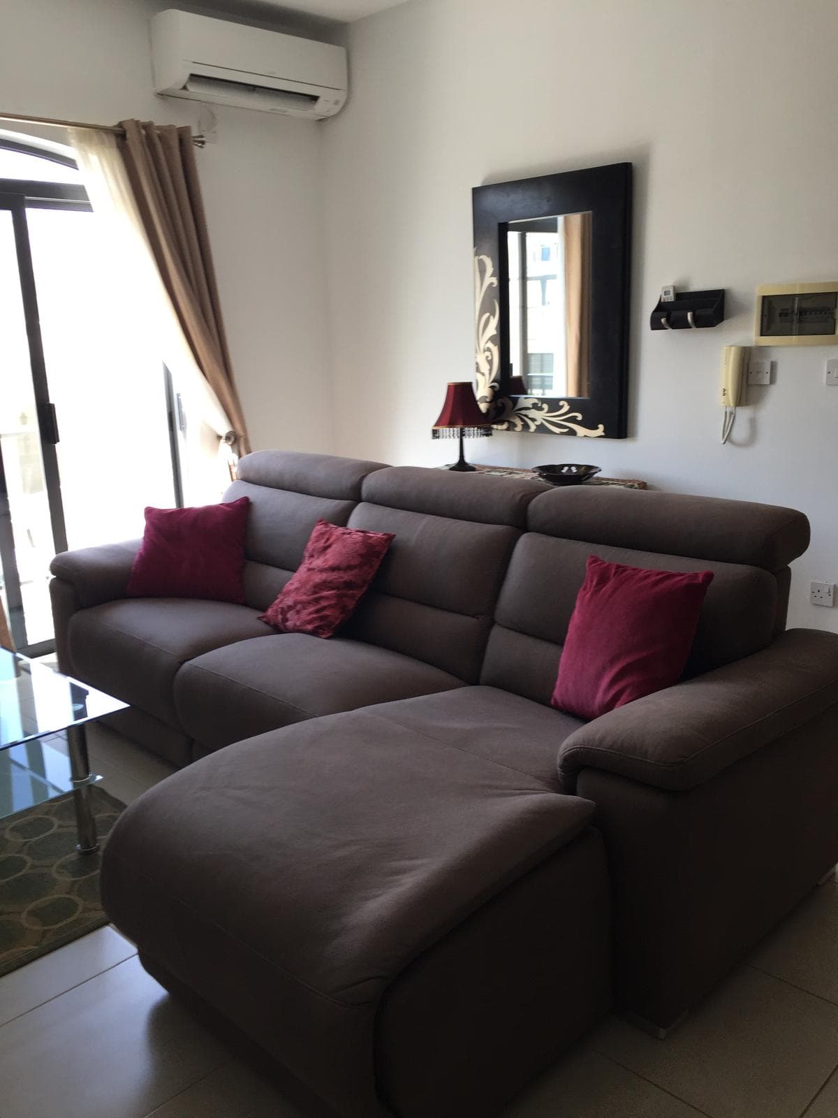 Apartment in Pembroke - thumbnail 3