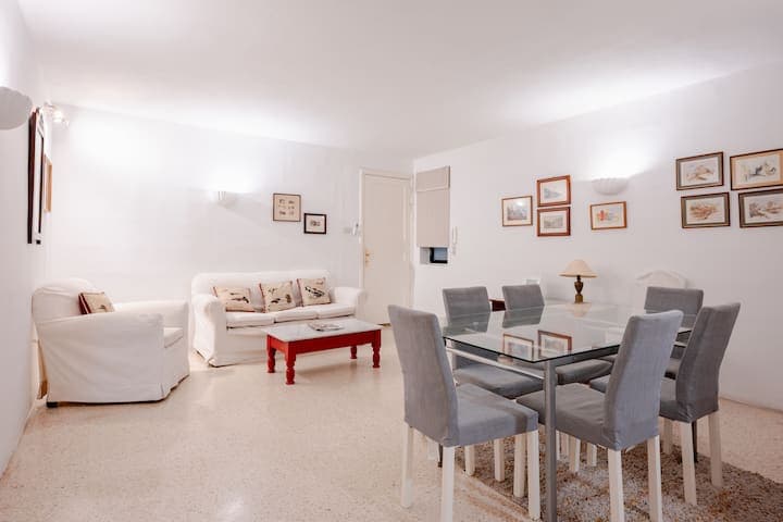 Three Bedroom Apartment with Large Terrace in St Julians  - thumbnail 4