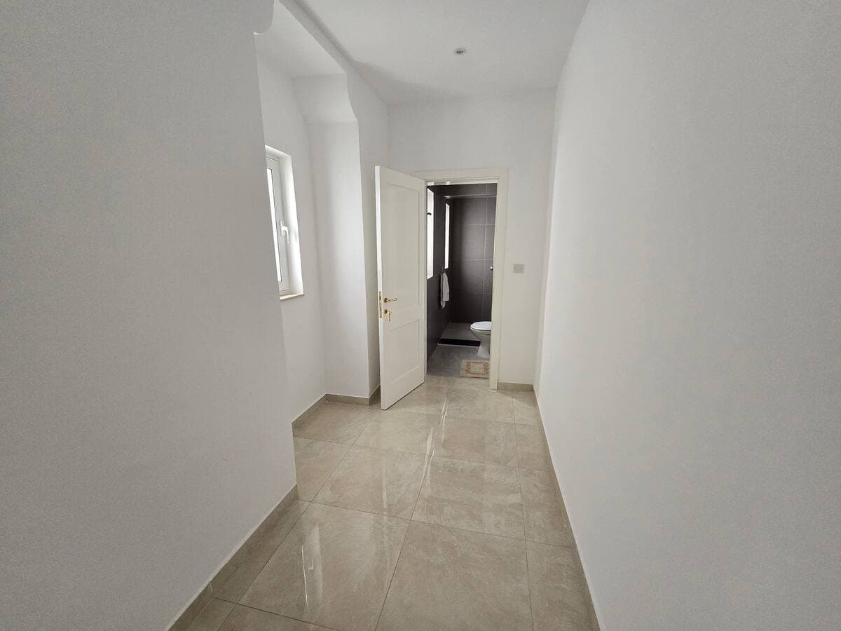 Townhouse in Sliema - thumbnail 14