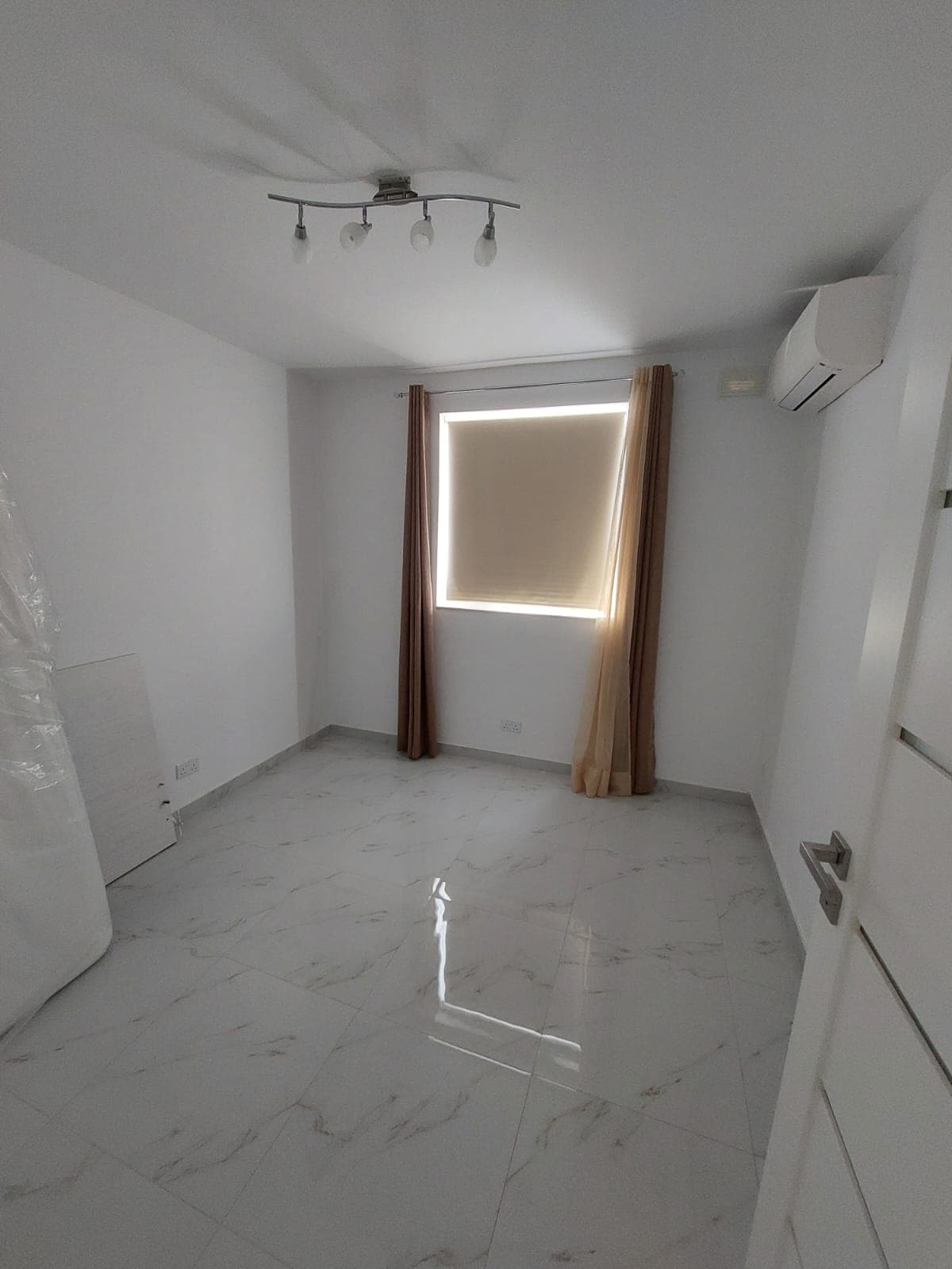 Penthouse in Attard - thumbnail 8