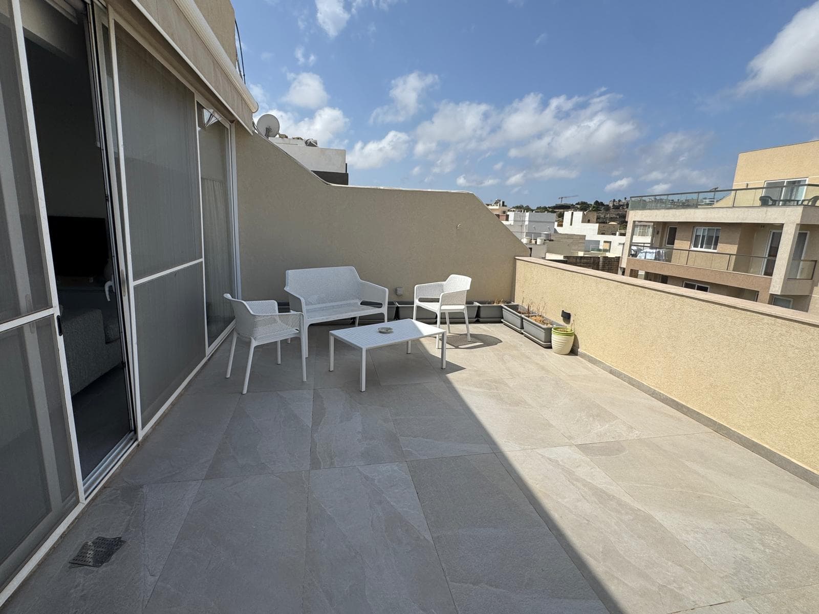 Penthouse in Swieqi - Photo 1 of 12