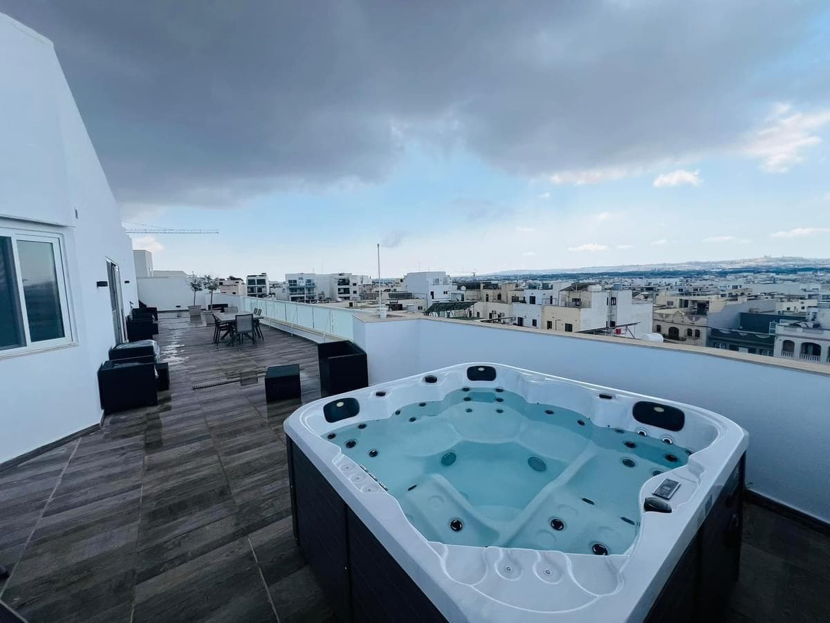 Penthouse in Naxxar - Photo 1 of 1
