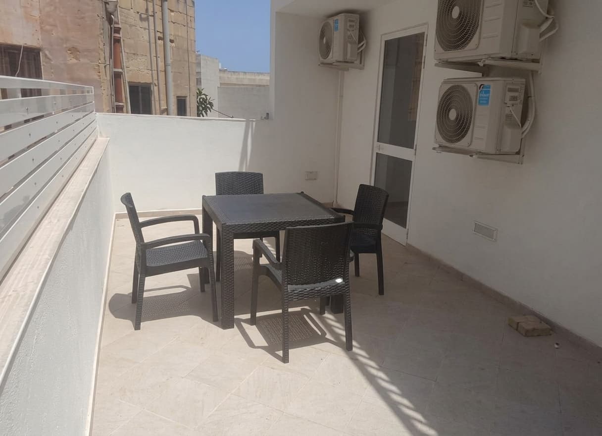Apartment in Msida - Photo 1 of 9