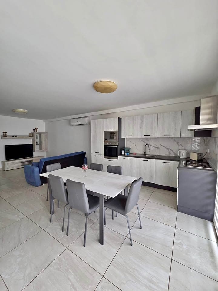 Apartment in Fgura - Photo 1 of 10